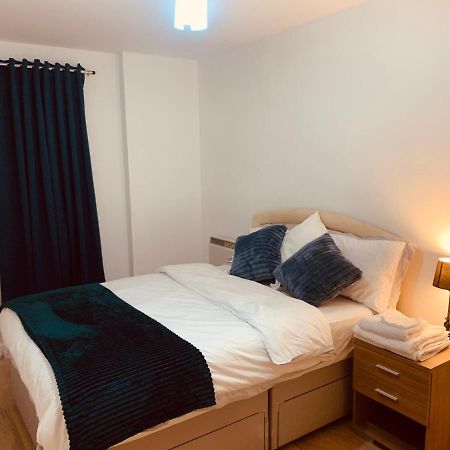 ロンドンNorth Acton Flatアパートメント エクステリア 写真