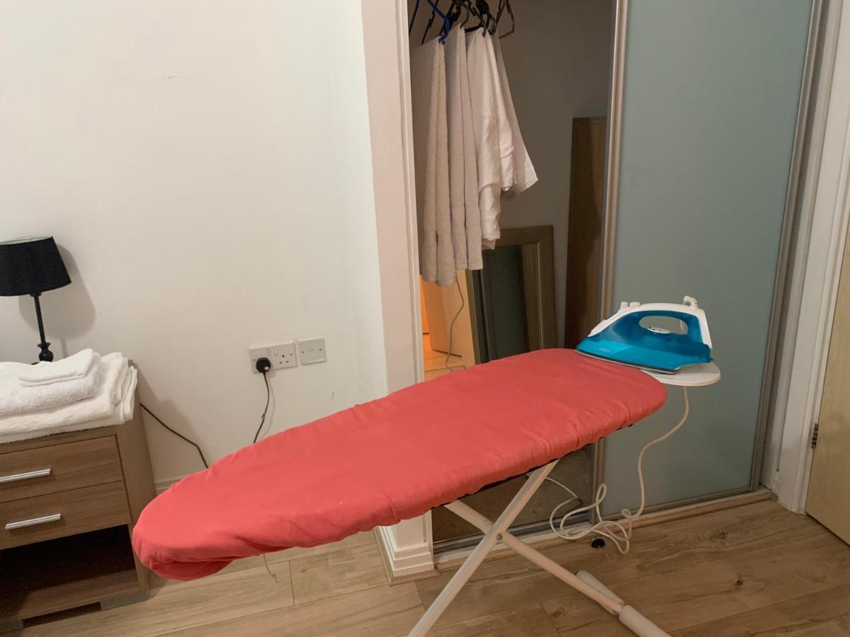 ロンドンNorth Acton Flatアパートメント エクステリア 写真