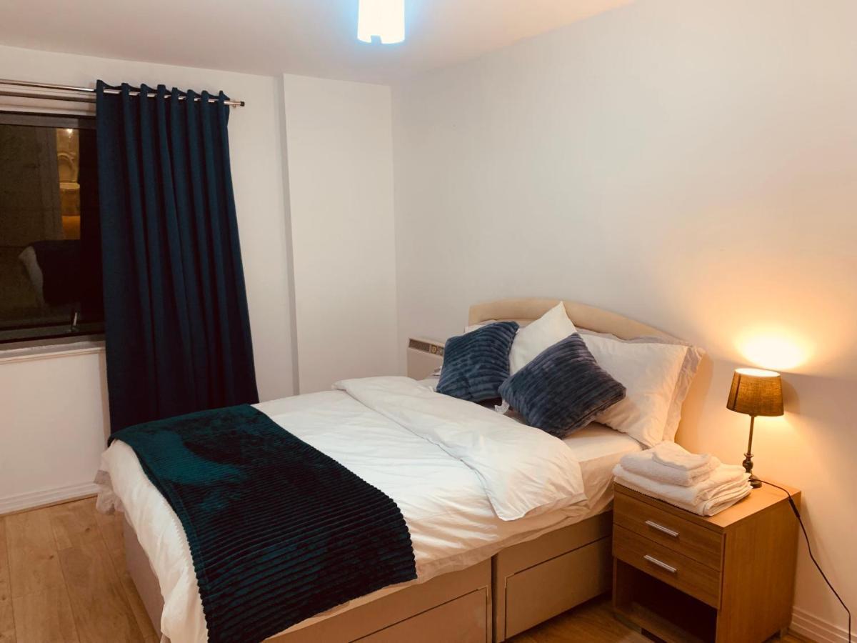 ロンドンNorth Acton Flatアパートメント エクステリア 写真