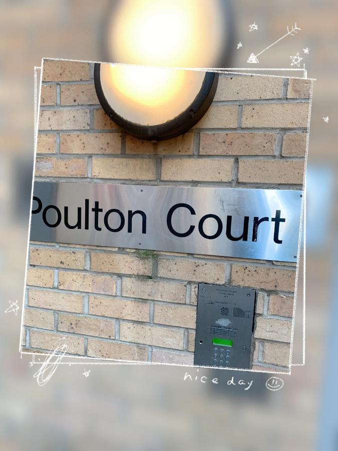 ロンドンNorth Acton Flatアパートメント エクステリア 写真