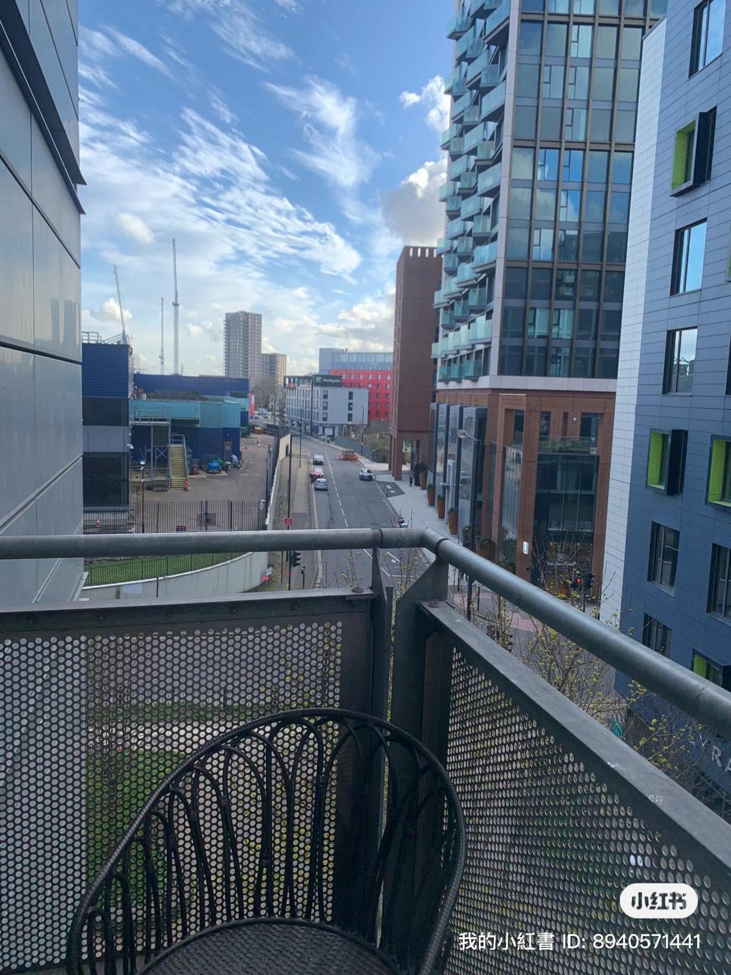 ロンドンNorth Acton Flatアパートメント エクステリア 写真