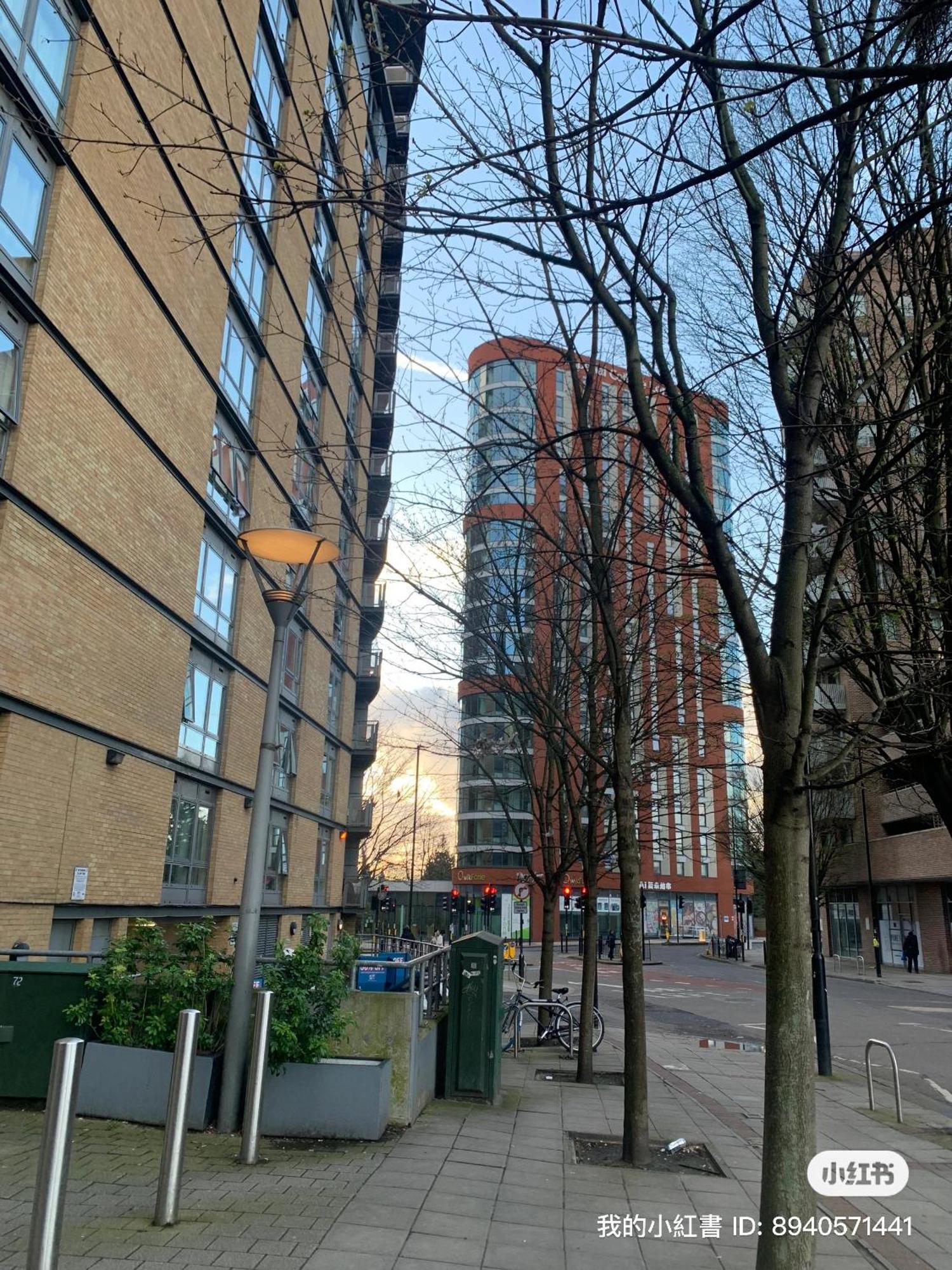 ロンドンNorth Acton Flatアパートメント エクステリア 写真