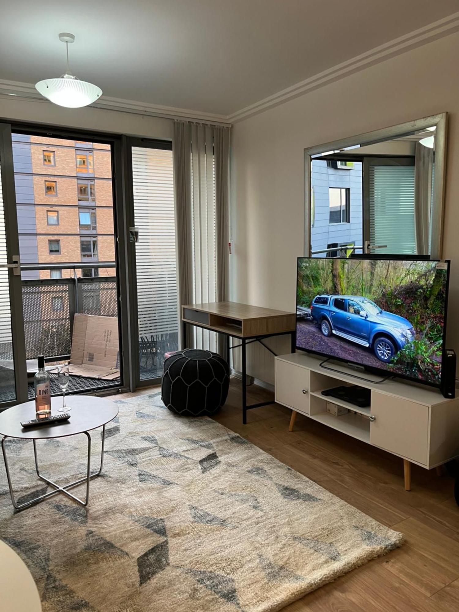 ロンドンNorth Acton Flatアパートメント エクステリア 写真
